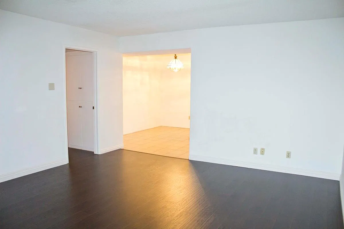 2 bed, 850 sqft, $2,695 — Photo 3