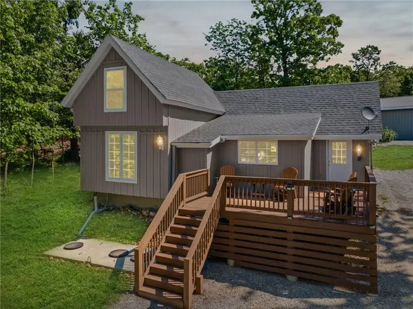 10057 Otter Rd, Clinton, MO 64735