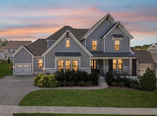 2023 Conductor Ln, Thompsons Station, TN 37179