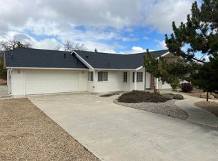 21413 Adam Dr, Tehachapi, CA 93561