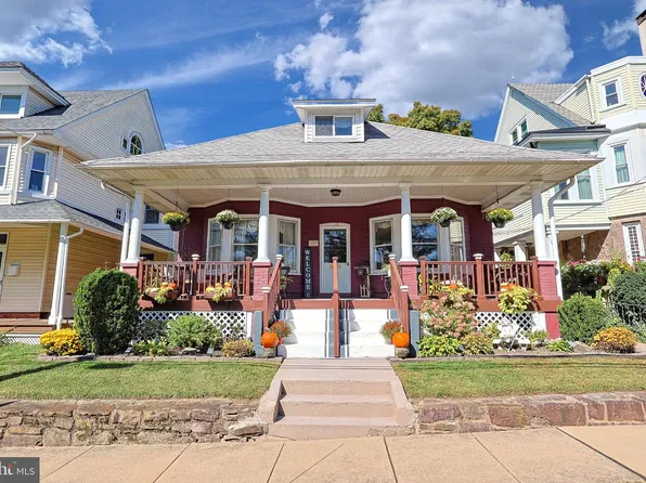 119 W Ashland St, Doylestown, PA 18901