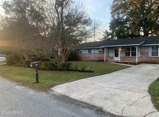 100 English Rd, Summerville, SC 29483