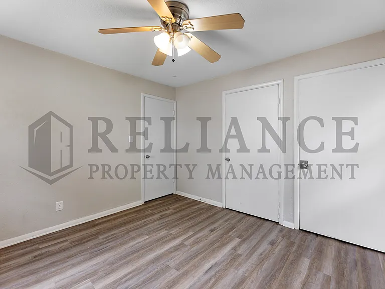 1642 E Denver Dr — Photo 16