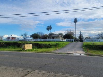 21303 E Manning Ave, Reedley, CA, 93654