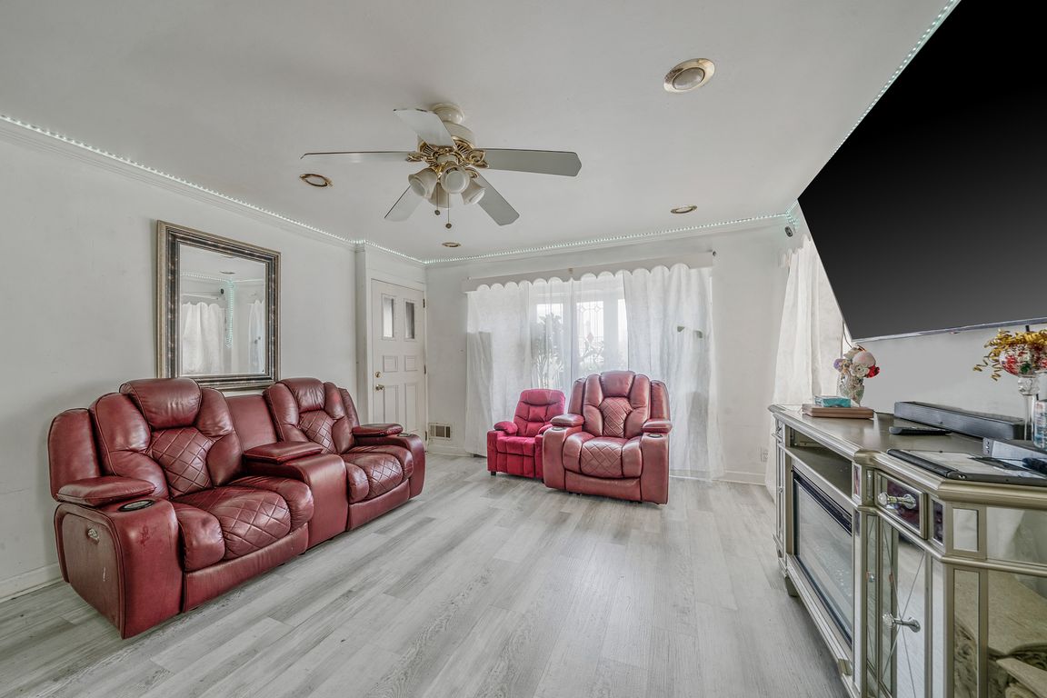 next background image