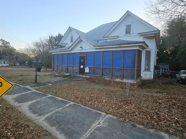 22718 7th Ave, Florala, AL 36442