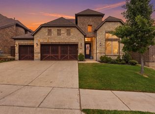 10322 Trail Ridge Dr, Benbrook, TX 76126