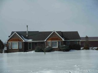 14461 Port Creek Rd, Flat Rock, MI 48134