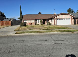 1534 E Glenwood Ave, Tulare, CA 93274