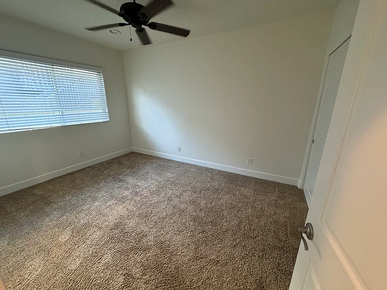 5648 Lauretta St #5648 — Photo 14