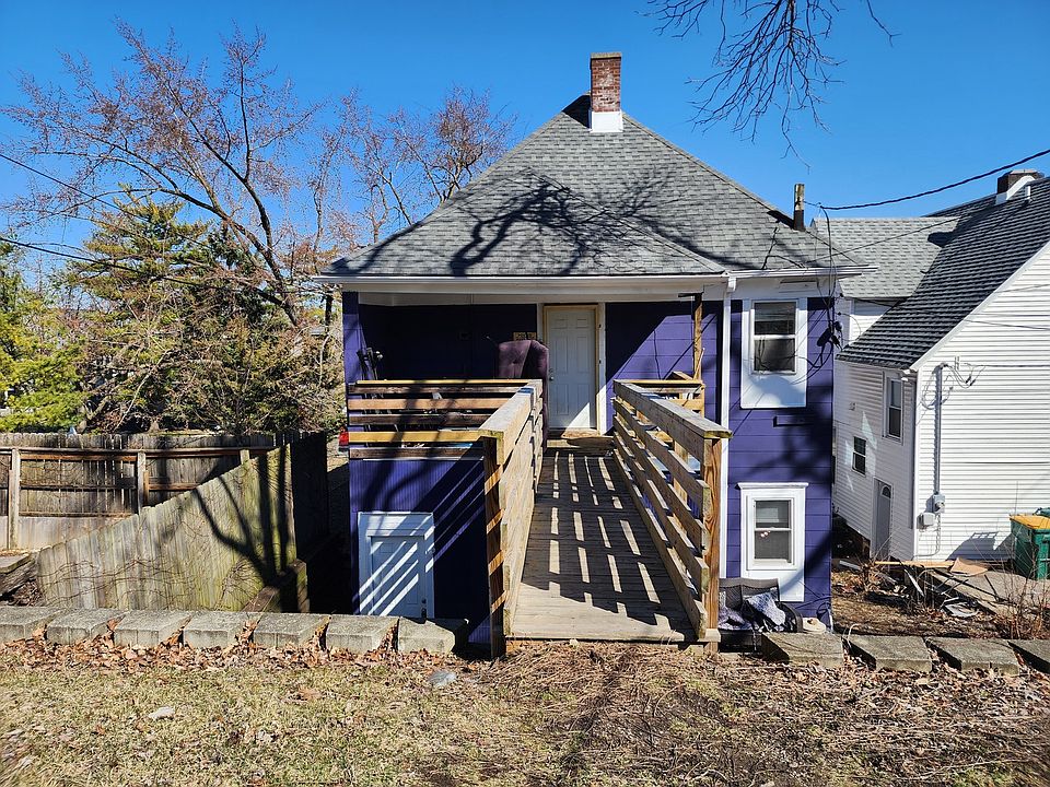 2nd image of 3 N Cagwin Ave