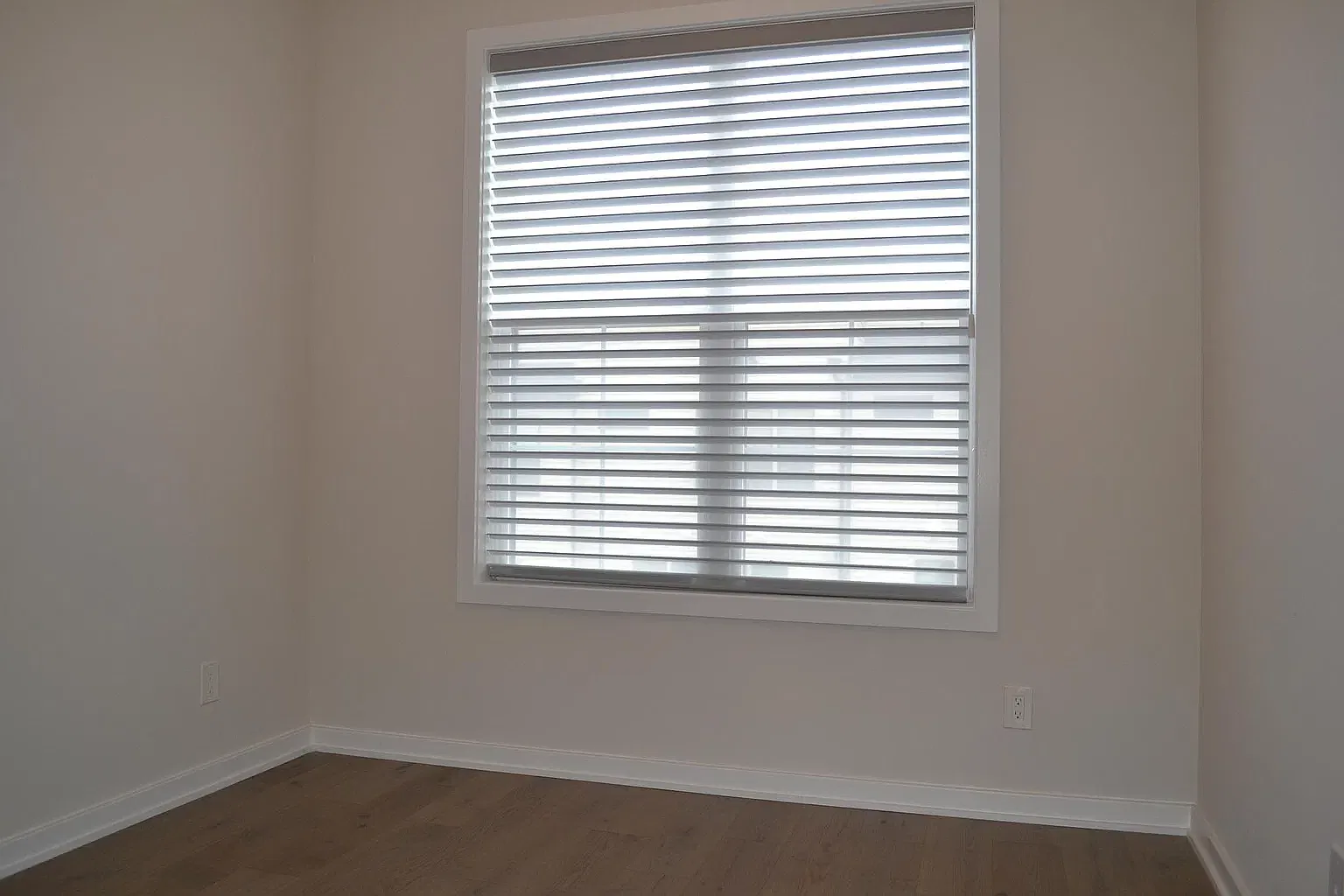 4 bed, 3.5 bath, 2436 sqft, $5,500 — Photo 3