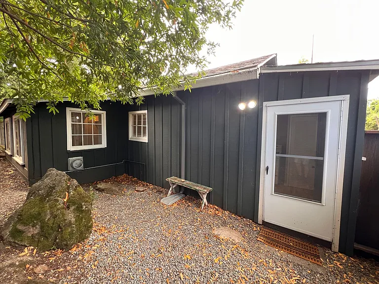 443 Center Blvd — Photo 3