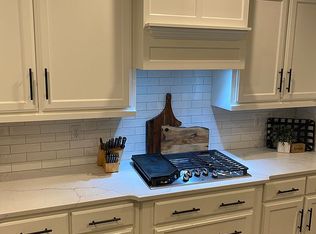 13930 W 158th St, Olathe, KS 66062