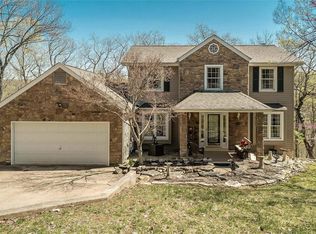 931 Long Bow Dr, Lake Sherwood, MO