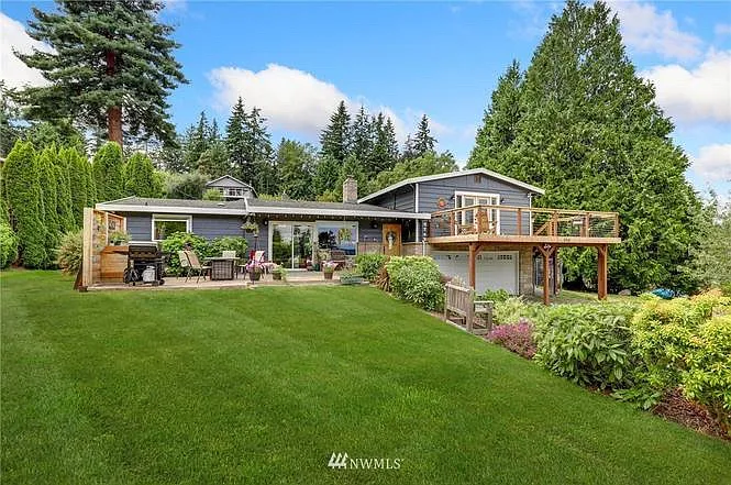 5742 Reid Dr NW — Photo 2