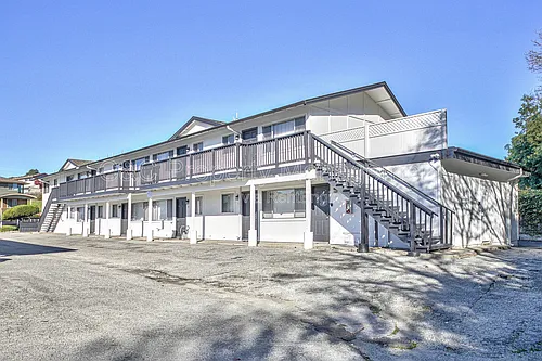 290 Pennsylvania Dr #10 Photo 1