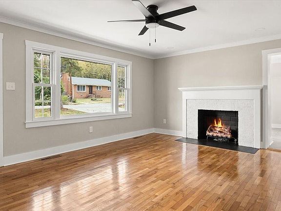 5th image of 1914 Crescent Drive