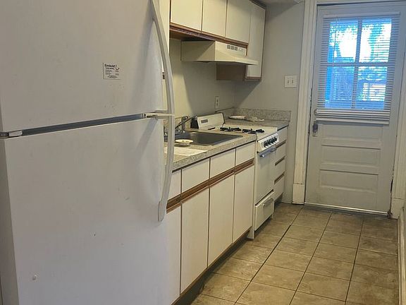 5th image of 2603-2605 Parkwood Ave #2605-2