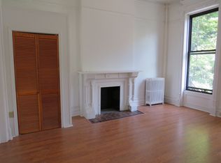 115 Saint Johns Pl #1B, Brooklyn, NY 11217