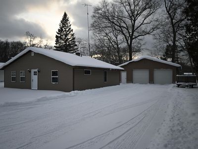 2087 Whitehall Rd, Muskegon, MI, 49445