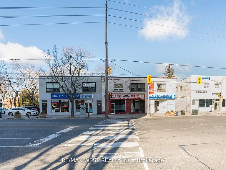 4992 B Dundas St W #2 — Photo 1