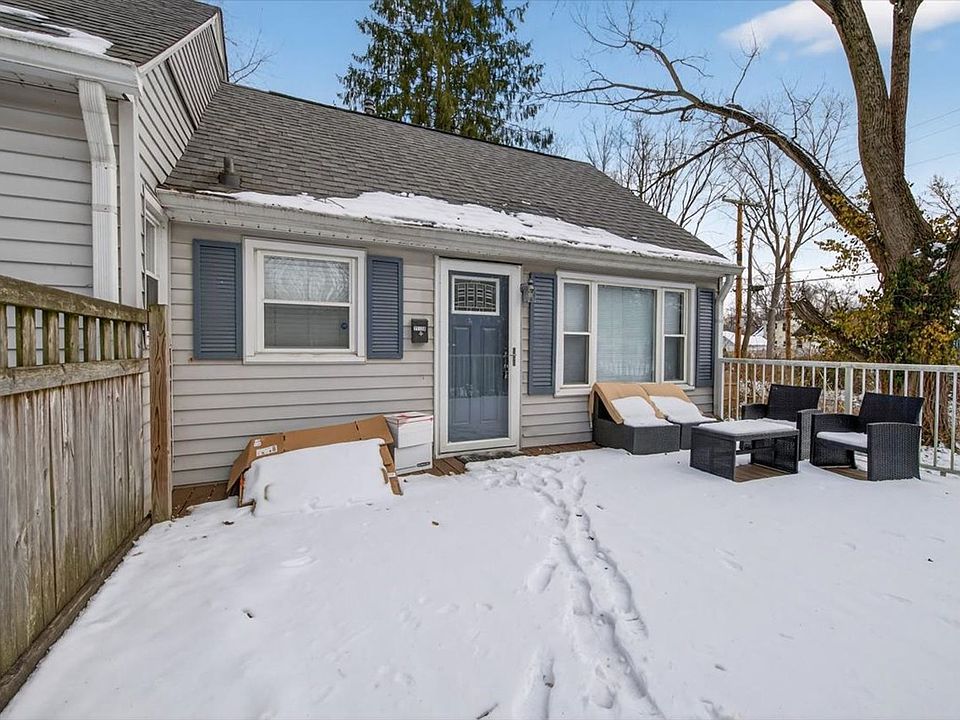 1st image of 2113 Pamela Dr #B