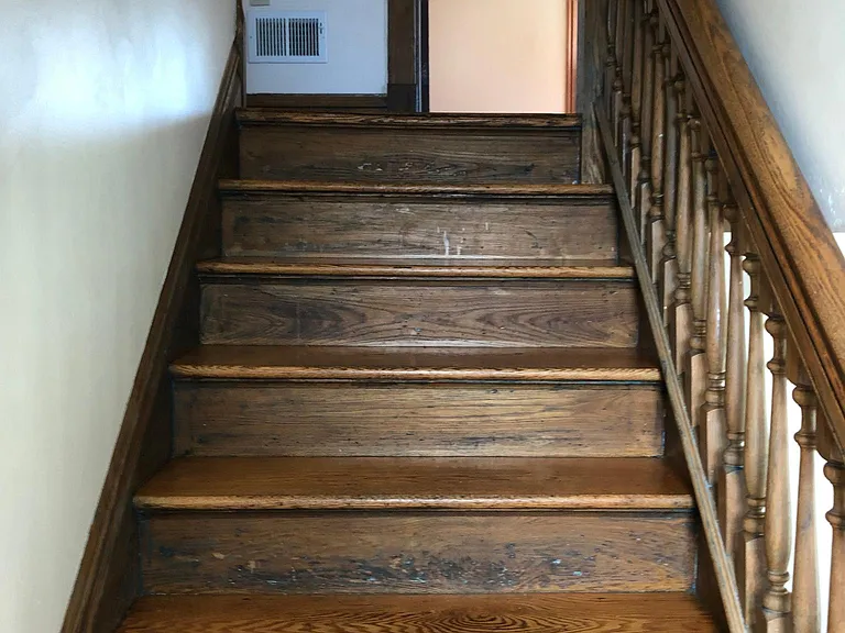 456 E School St — Photo 14