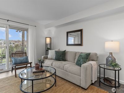 2530 15th Avenue W #407, Seattle, WA, 98119