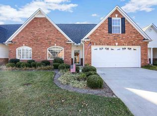 105 High Crest Ct, Simpsonville, SC 29681