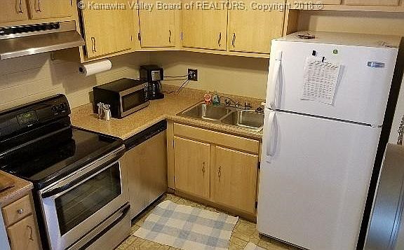 4th image of 2106 Kanawha Blvd E APT 624