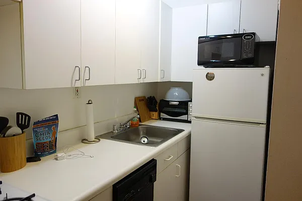 Sold by Real Direct | media 4