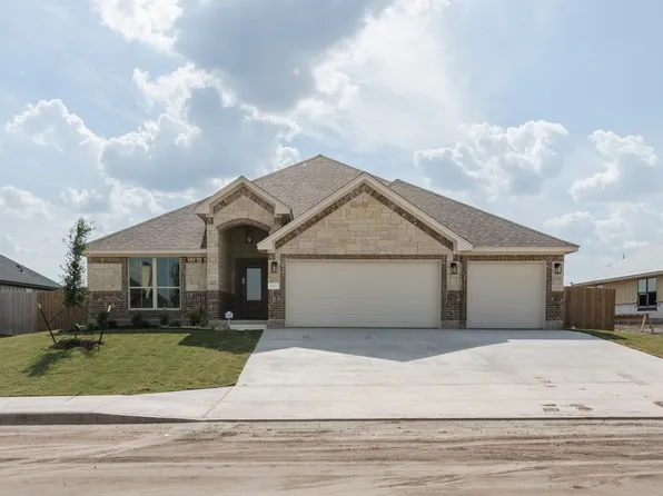 1317 Red Rock Rd, Hewitt, TX 76643