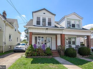 914 Oakmont St, Philadelphia, PA 19111