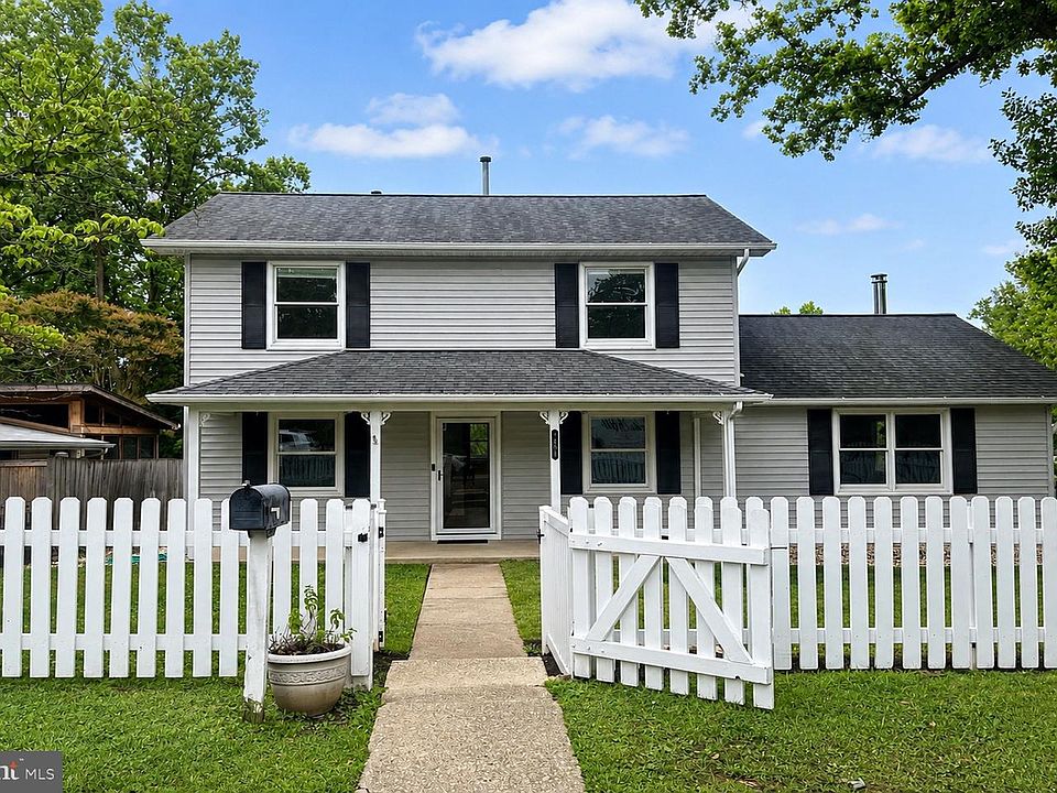 1st image of 3008 Findley Rd