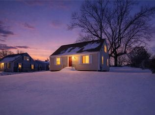 131 Pawtuxet Ter, West Warwick, RI 02893