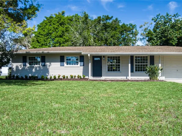 616 59th St NW, Bradenton, FL 34209