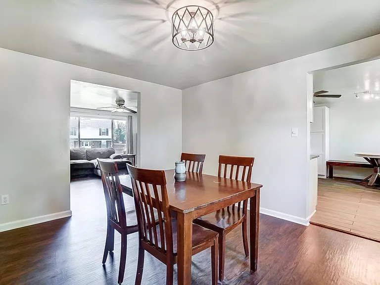 4216 Silver Oak St — Photo 17