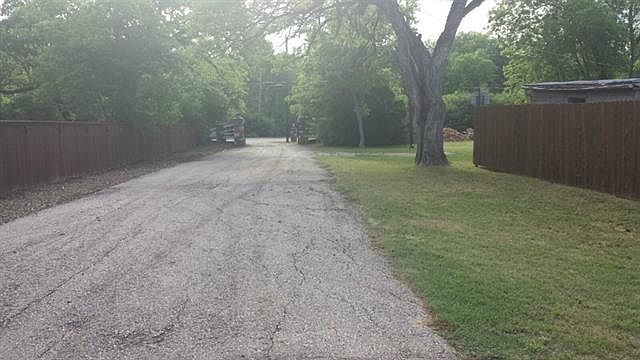 2nd image of 1108 Glencliff Dr