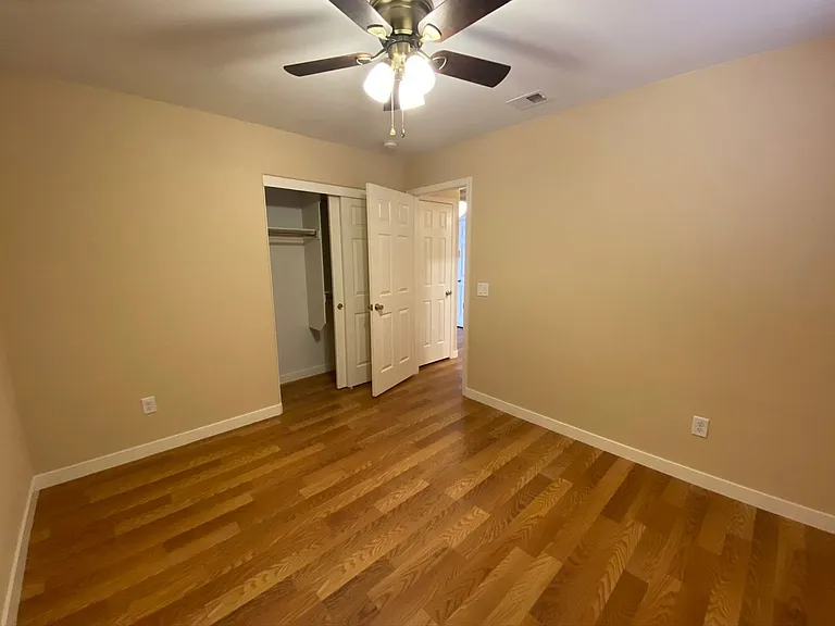 994 Trackers Glen Ave — Photo 26