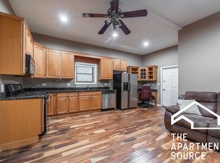 1333 N Bosworth Ave #B, Chicago, IL 60642
