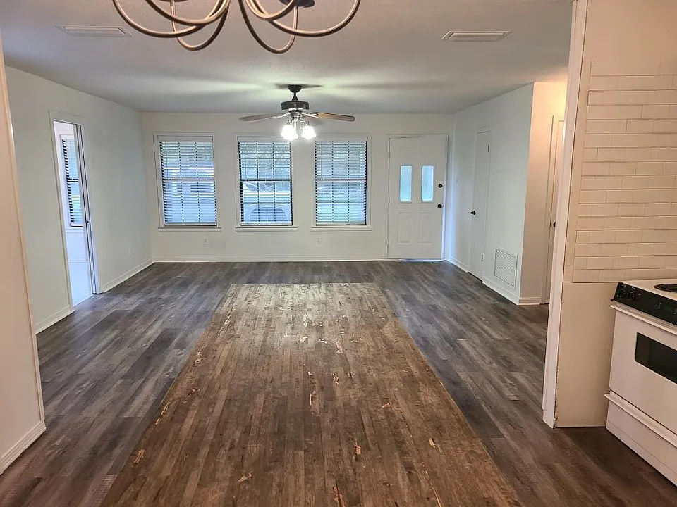 Gayfer Road Ext