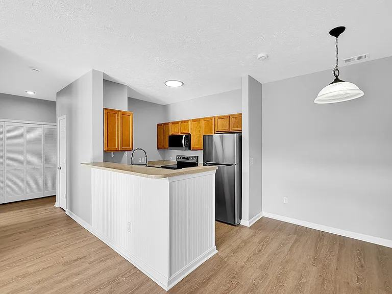 Beaver Creek Apartments — Photo 22