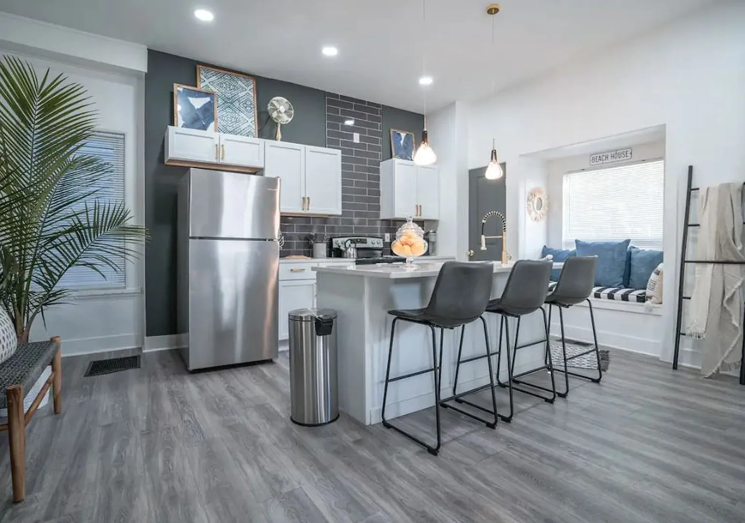 Sophisticated Whittier Street Sanctuary: Designer 3Bed, 3Bath Home with 2Car Garage — Photo 1