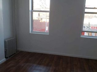 1719 Cornelia St APT 2R, Ridgewood, NY 11385