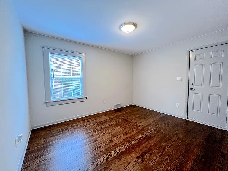4411 Devonshire Rd — Photo 13