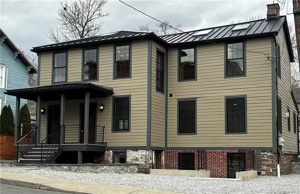 5 Leonard St — Photo 2