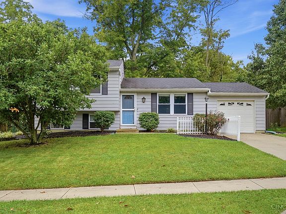 2nd image of 808 Laverty Ln
