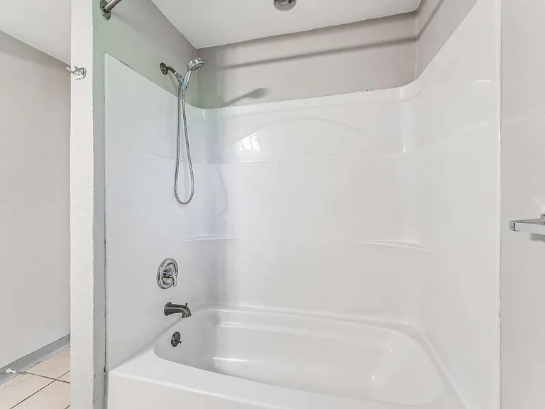 804 Pine St — Photo 27