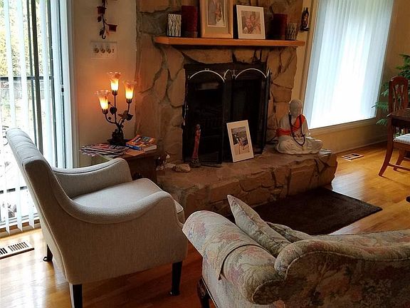 4th image of 2309 Aspen Ct